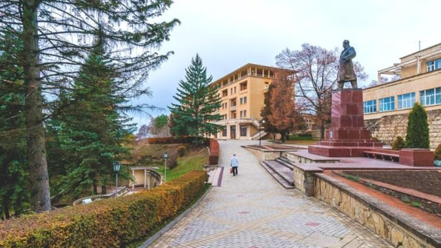 sanatoriy-ordzhonikidze-kislovodsk-6_872x546_042
